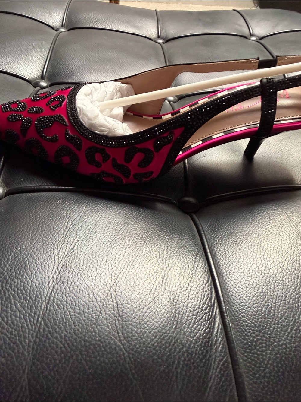 Betsey Johnson Pink Slingback Heels with Black Beaded Leopard - Picture 2 of 2